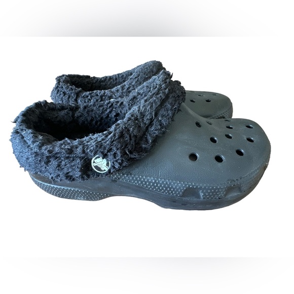CROCS Clogs Black Classic Fleece Lined Slip On Junior Shoes Size 3 - Picture 2 of 6
